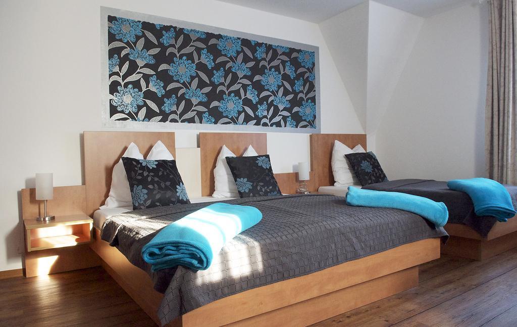 Hotel Vier Loewen Traben-Trarbach Oda fotoğraf